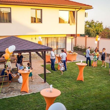 Guest House Meridi Priseltsi Екстер'єр фото