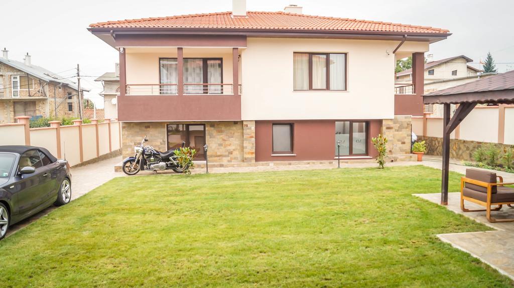 Guest House Meridi Priseltsi Екстер'єр фото
