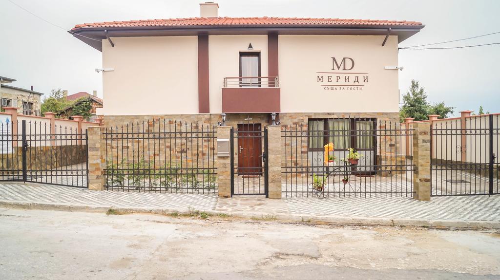 Guest House Meridi Priseltsi Екстер'єр фото