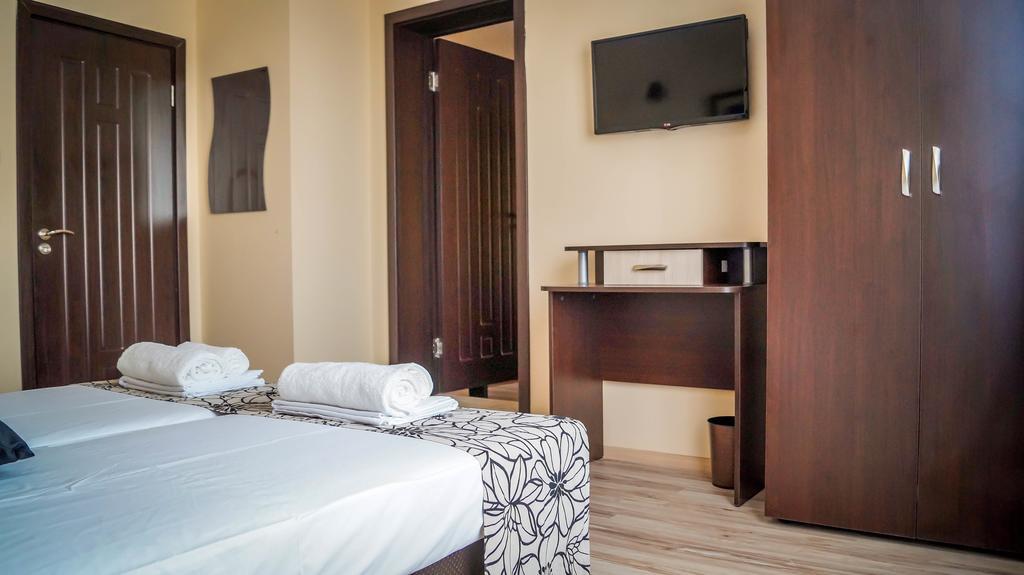 Guest House Meridi Priseltsi Екстер'єр фото